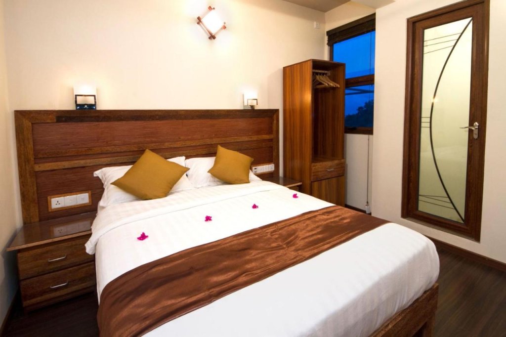 Гули: Отель Tropic Tree Hotel Maldives