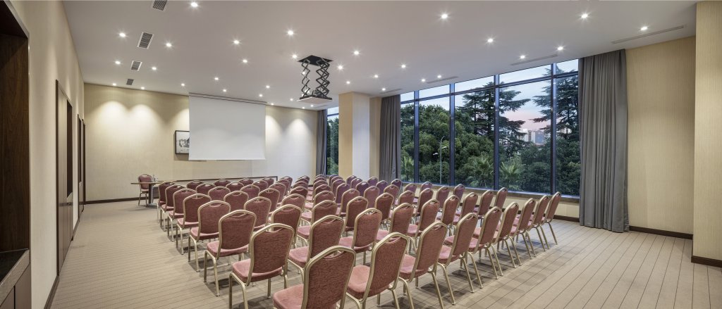 Батуми: Hilton Batumi