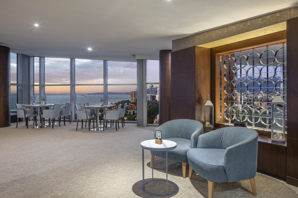 Батуми: Hilton Batumi