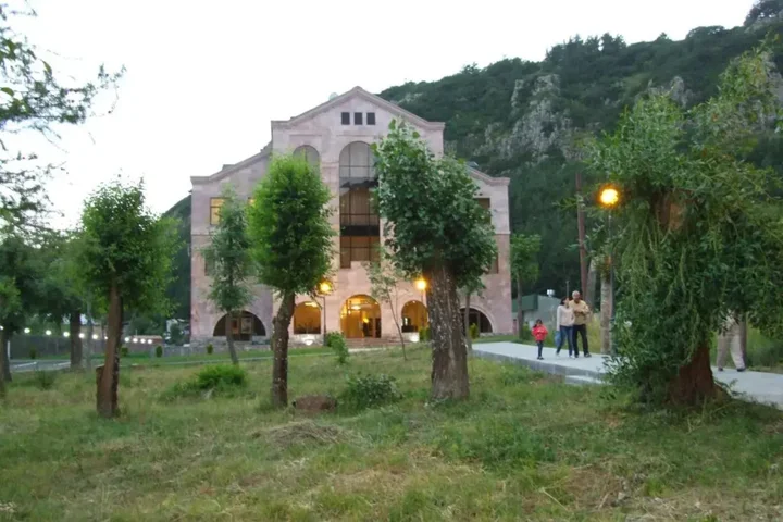 Джермук: Отель Armenia