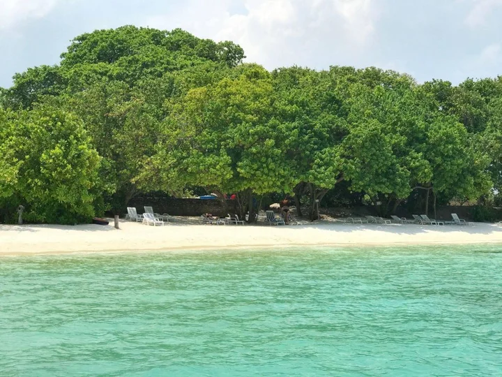 Атолл Алиф-Алиф: Yonder Retreat Folhudhoo