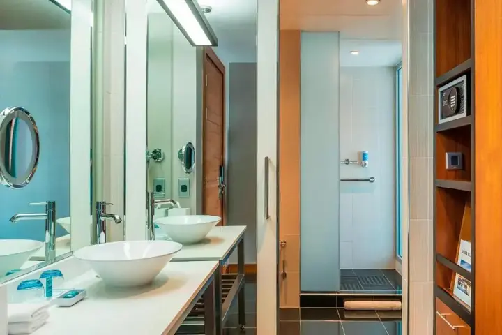 Абу-Даби: Aloft Abu Dhabi