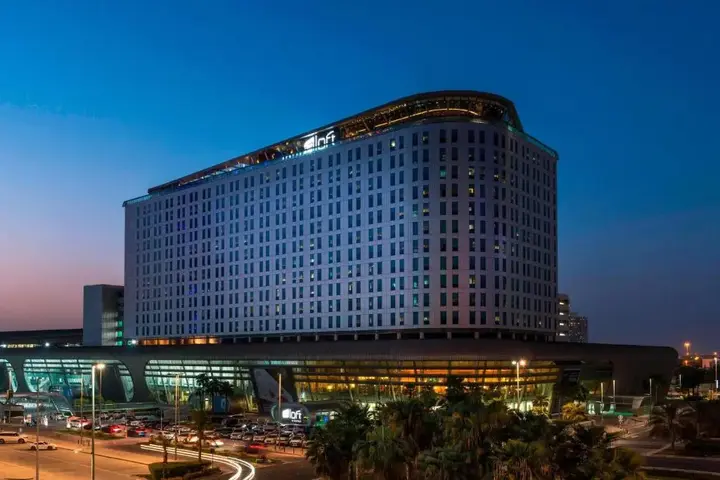 Абу-Даби: Aloft Abu Dhabi