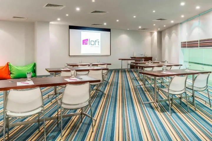 Абу-Даби: Aloft Abu Dhabi
