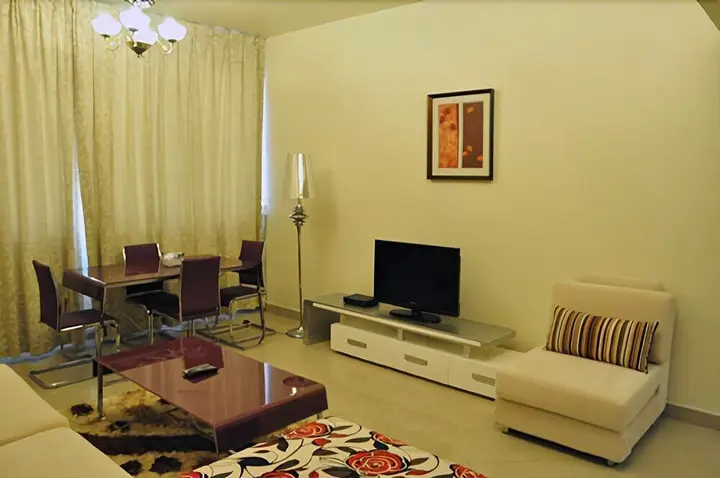 Абу-Даби: Abu Dhabi Plaza Hotel Apartments
