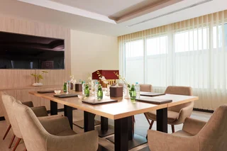 Дубай: Отель Treppan Hotel & Suites by Fakhruddin
