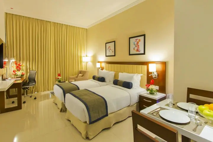 Дубай: Отель Treppan Hotel & Suites by Fakhruddin