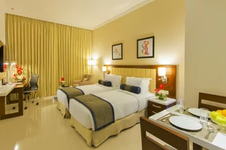 Дубай: Отель Treppan Hotel & Suites by Fakhruddin
