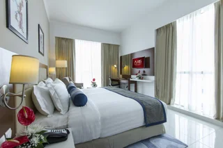 Дубай: Отель Treppan Hotel & Suites by Fakhruddin