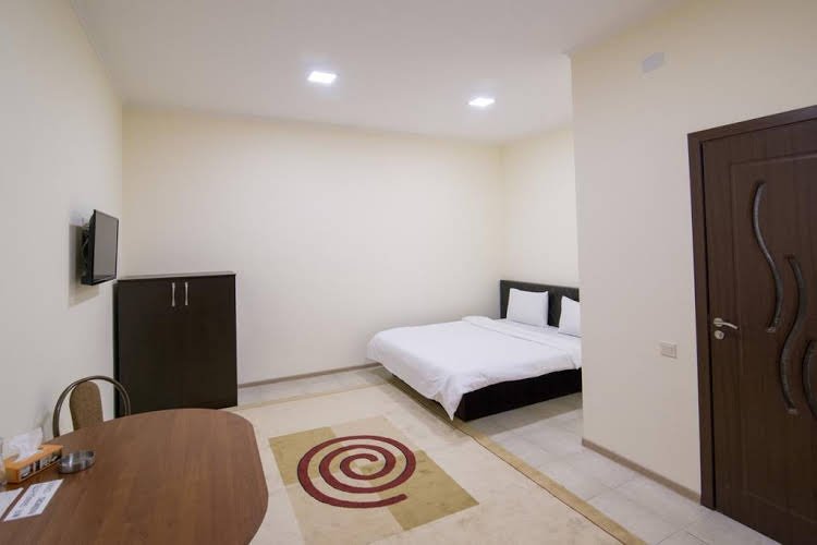 Ереван: Granada Hotel