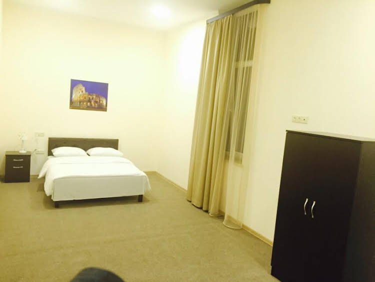 Ереван: Granada Hotel
