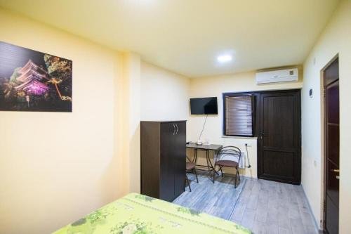 Ереван: Granada Hotel