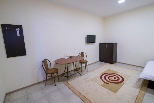 Ереван: Granada Hotel