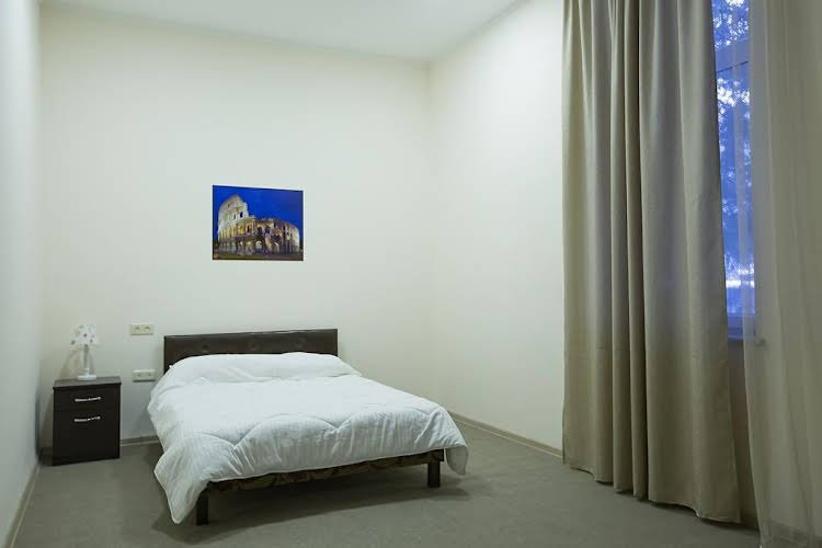 Ереван: Granada Hotel
