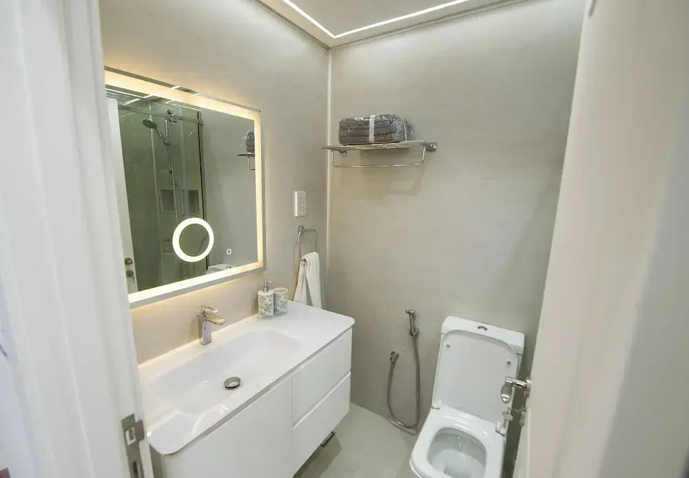 Дубай: PalmBay JBR 4 bedroom sea view apartment
