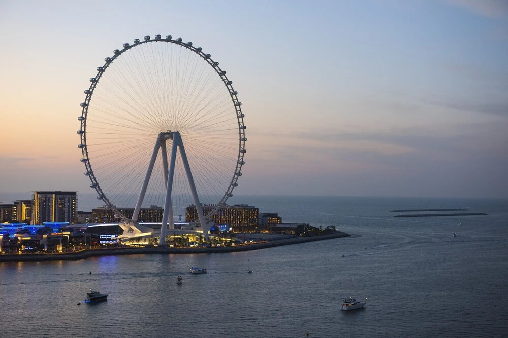 Дубай: PalmBay JBR 4 bedroom sea view apartment