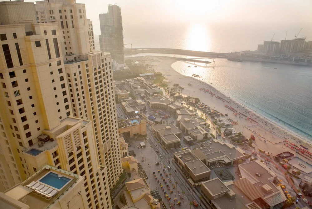 Дубай: PalmBay JBR 4 bedroom sea view apartment