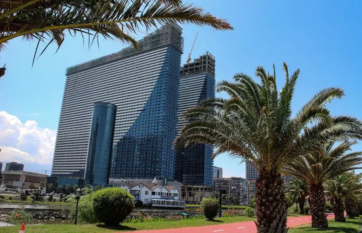 Батуми: Апарт-отель Cozy Seaview Studio in Orbi City
