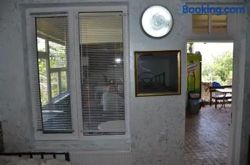 Батуми: TJ Hostel