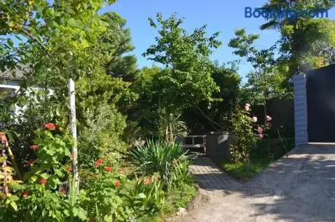 Батуми: TJ Hostel