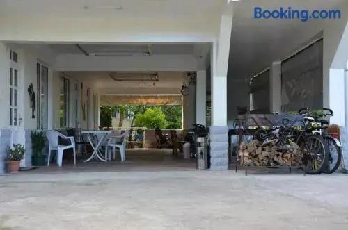 Батуми: TJ Hostel