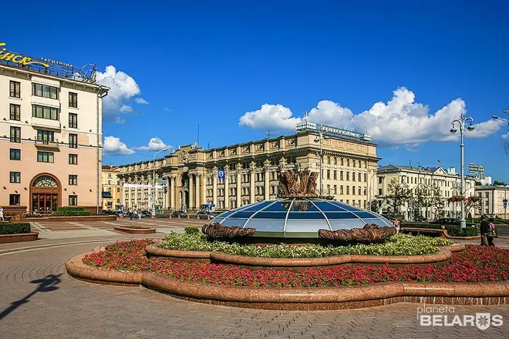 Минск: Апартаменты Володарского 7