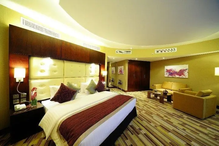 Paragon Hotel (Formerly Al Hamra Hotel) — фото 3