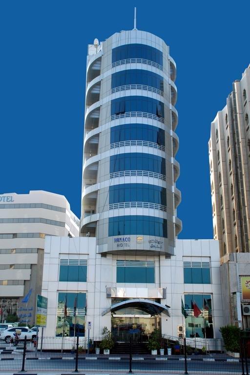 Дубай: Paragon Hotel (Formerly Al Hamra Hotel)