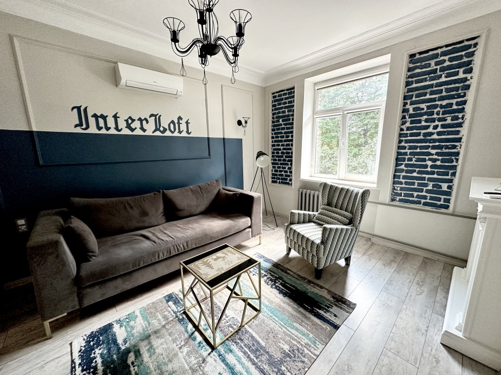 Минск: Апартаменты InterLoft 7 Old Town Free Parking Wi-Fi 100/50 Smart TV