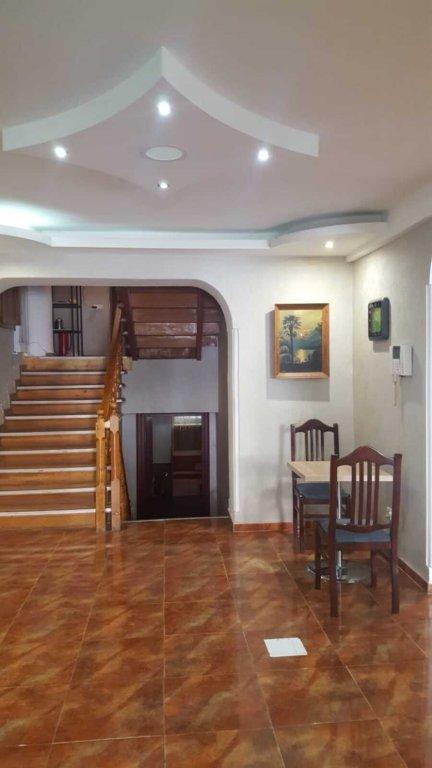 Тбилиси: Kargi party Hostel Tbilisi