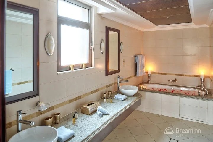Дубай: Dream Inn Dubai-Palm Island Retreat Villa