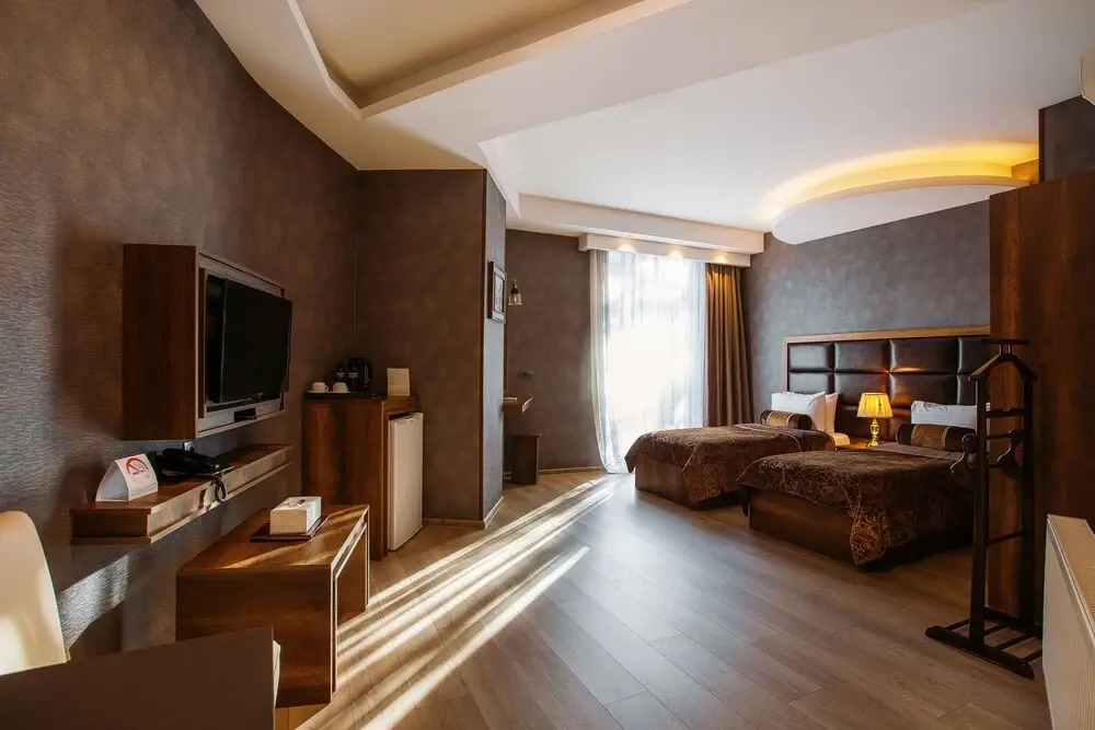 Тбилиси: Green Queen Hotel