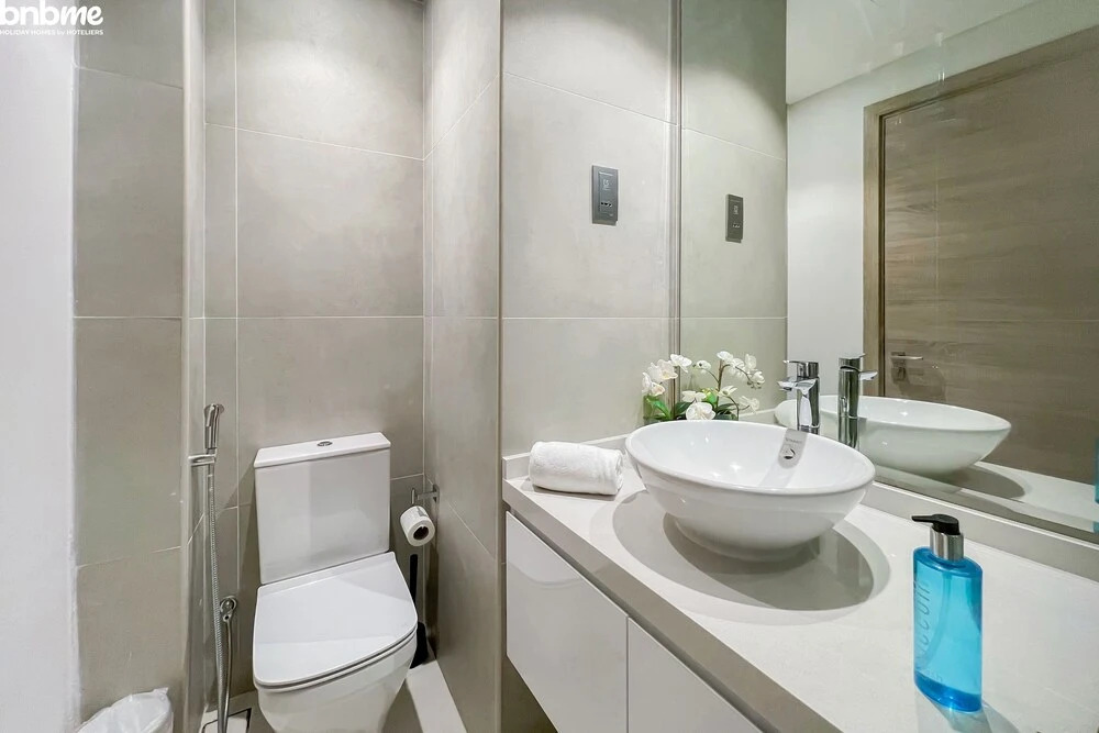 Дубай: Beach View 2BR Ultra-luxurious Apt- 1504