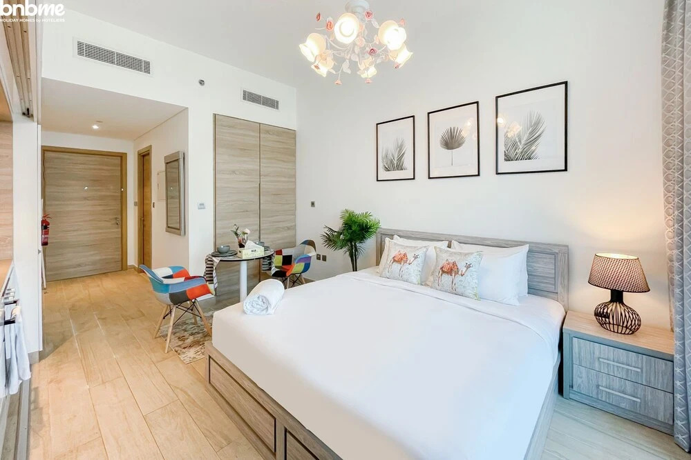 Дубай: Beach View 2BR Ultra-luxurious Apt- 1504