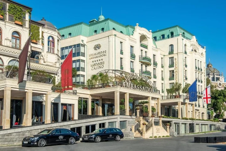 Тбилиси: Hotel Ambassadori Tbilisi Hotel Mimino