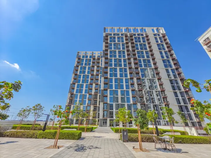 Дубай: Апартаменты Blissful 1BR with Balcony | Collective tower