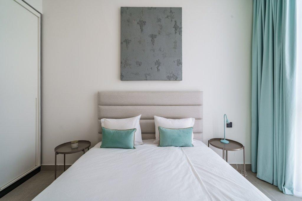 Дубай: Апартаменты Blissful 1BR with Balcony | Collective tower
