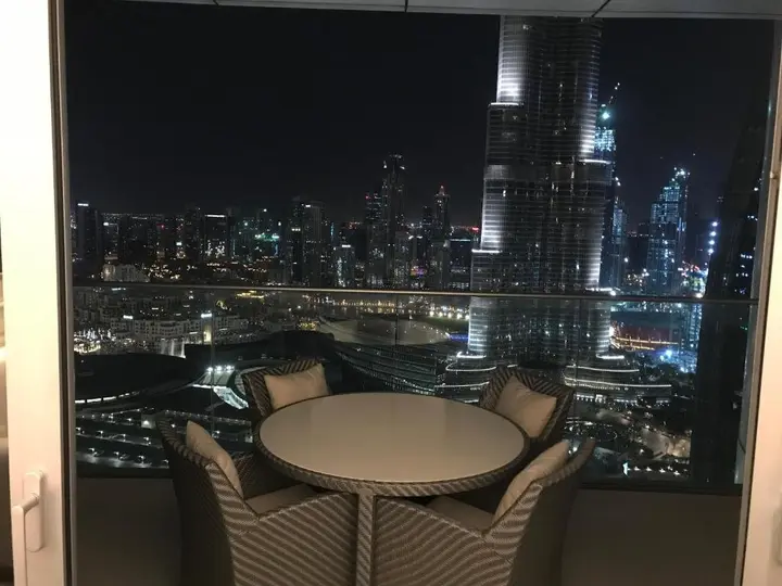 Дубай: 2 Bedroom with Full Burj View