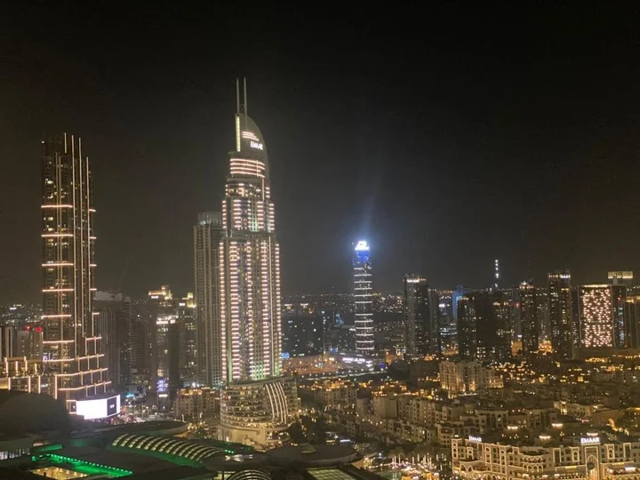 Дубай: 2 Bedroom with Full Burj View
