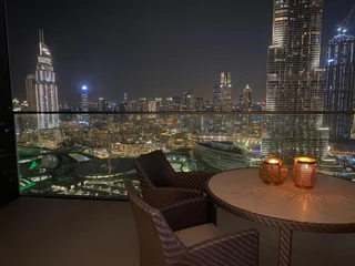 Дубай: 2 Bedroom with Full Burj View