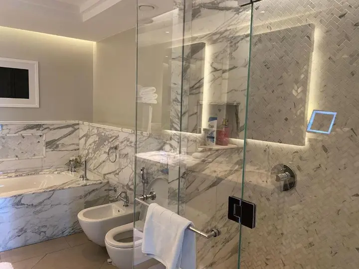 Дубай: 2 Bedroom with Full Burj View