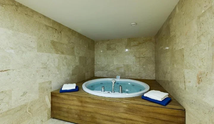 Тбилиси: Gallery Palace Hotel Mimino