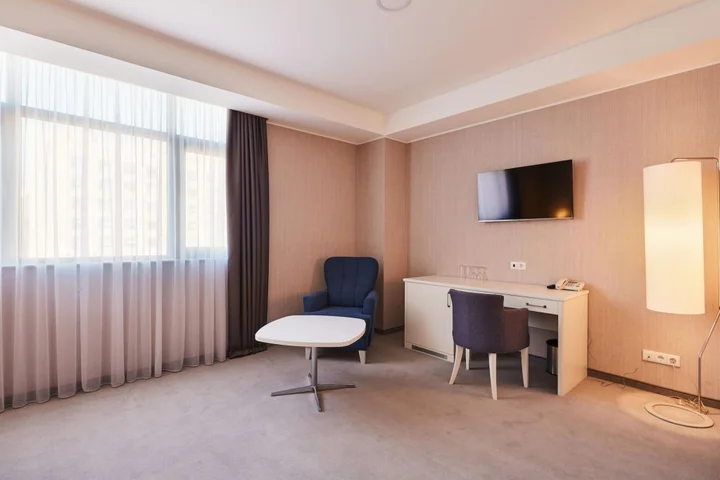 Тбилиси: Gallery Palace Hotel Mimino