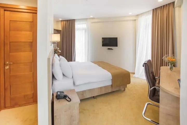 Тбилиси: Отель Bridge Hotel Тбилиси