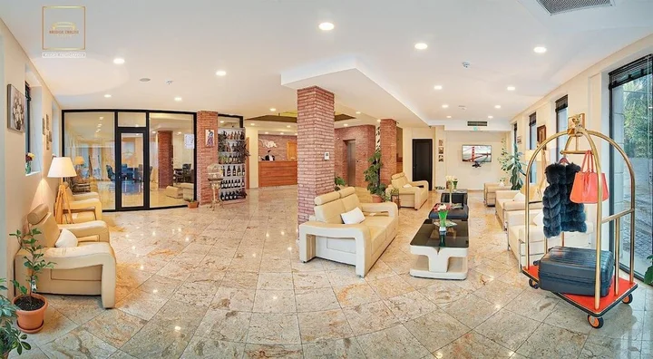 Тбилиси: Отель Bridge Hotel Тбилиси