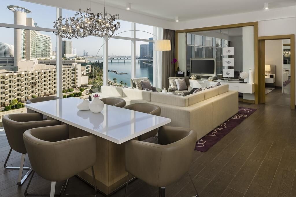 Абу-Даби: Beach Rotana Residences