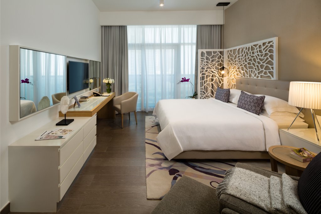 Абу-Даби: Beach Rotana Residences