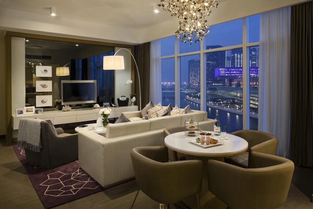Абу-Даби: Beach Rotana Residences