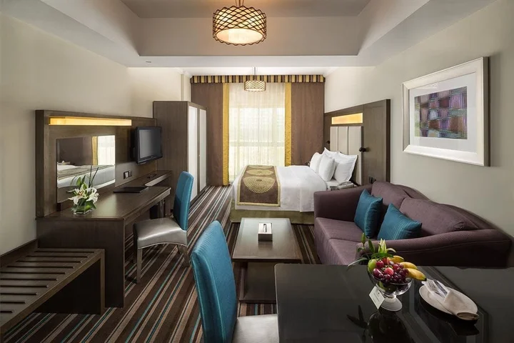 Дубай: Savoy Crest Hotel Apartment