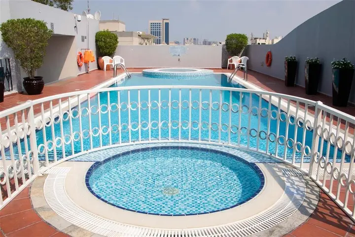 Дубай: Savoy Crest Hotel Apartment